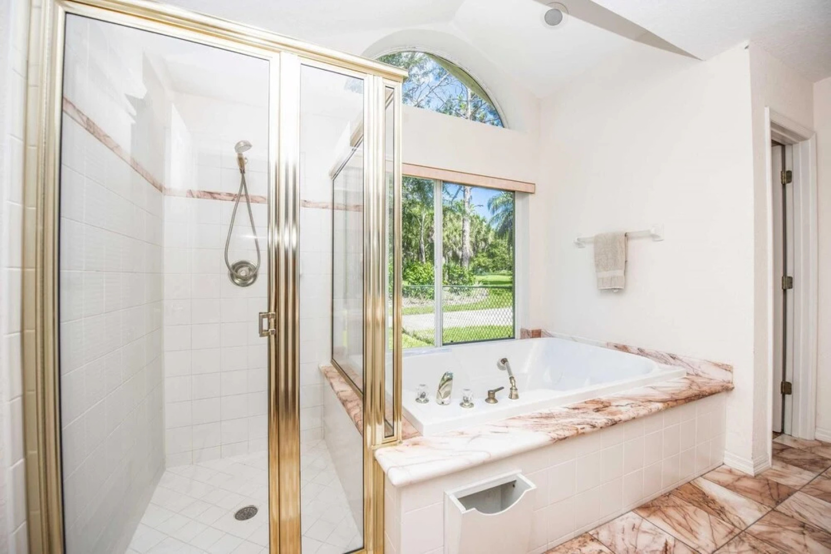 Swiss 41 - Golf Course