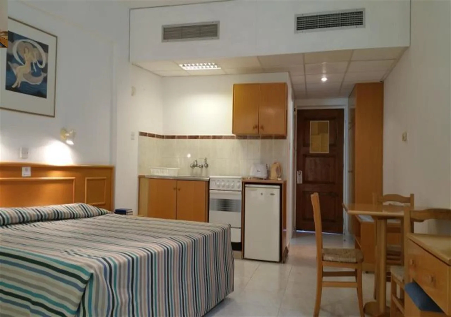 Corallia Beach Hotel Apartments
