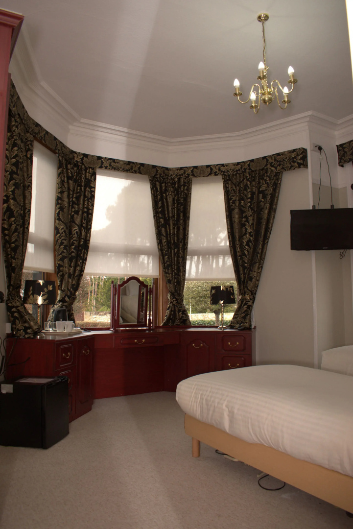 West End Hotel
