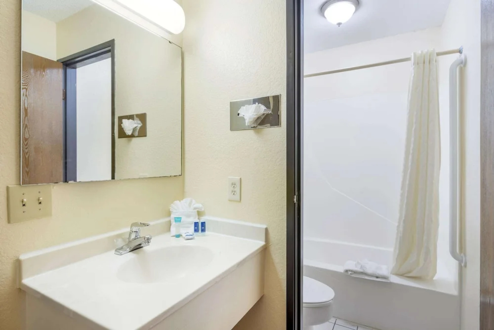 America's Best Inn - Benton