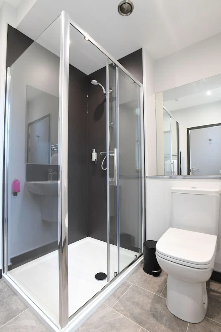 Rooms at the Railway