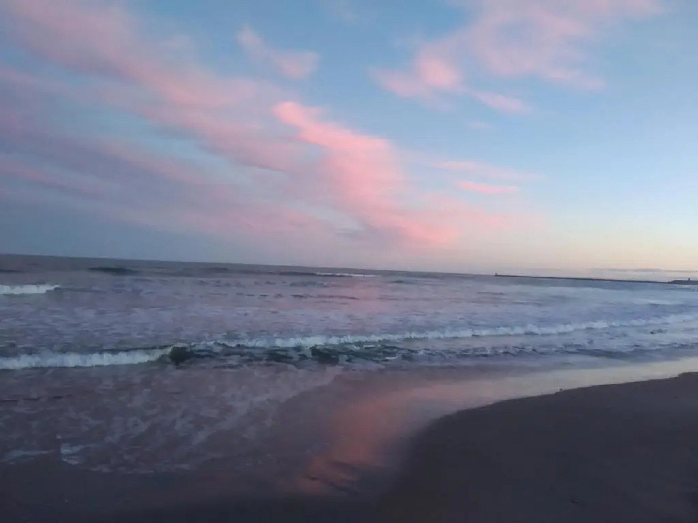 Apartamento con terraza y vistas al mar