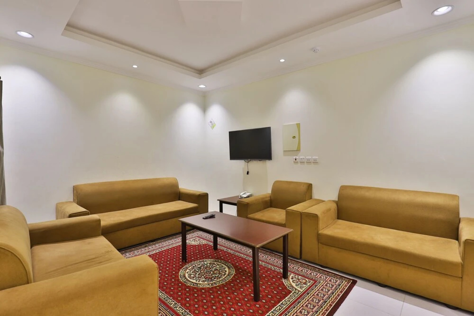 OYO 311 Dorrat Tarff Hotel