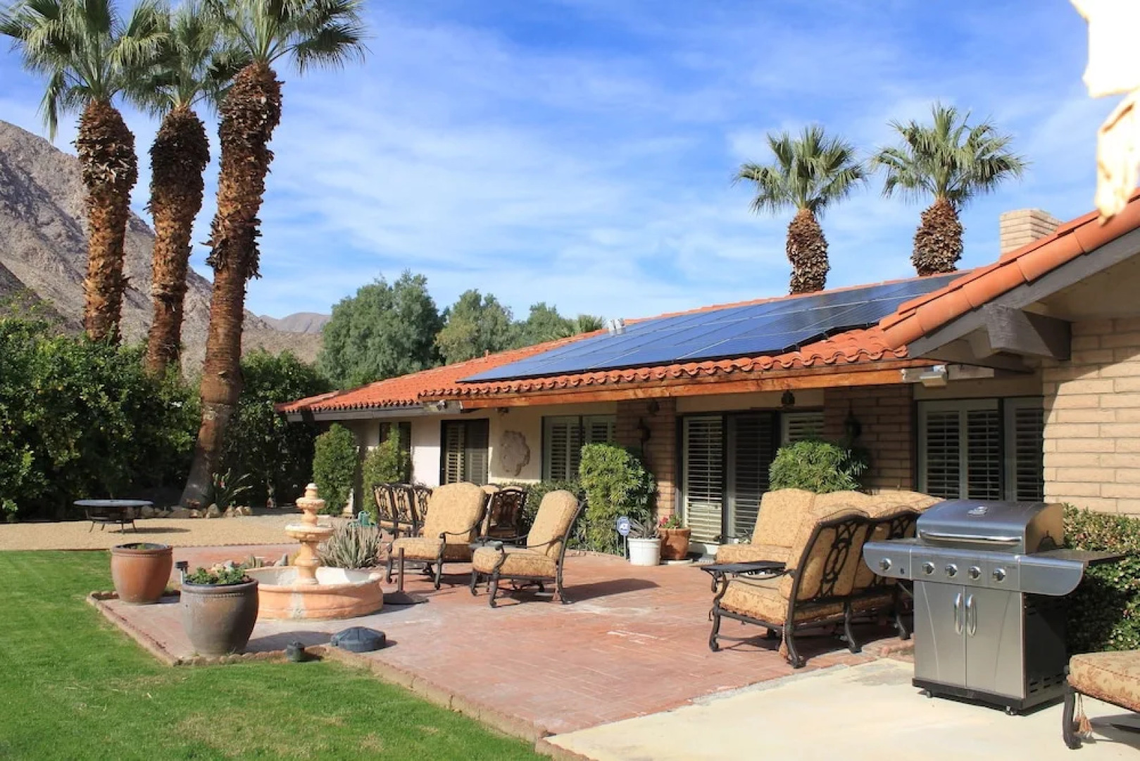 Salomon's Paradise: Desert Home by RedAwning