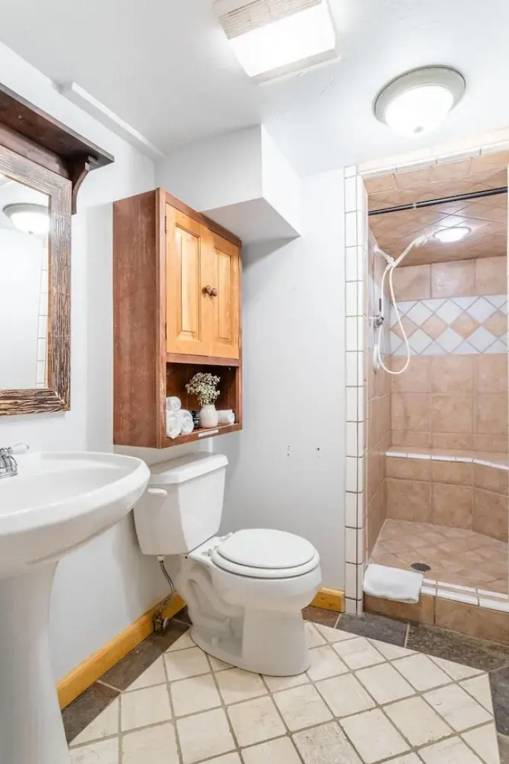 Upper Evergreen - Treetop