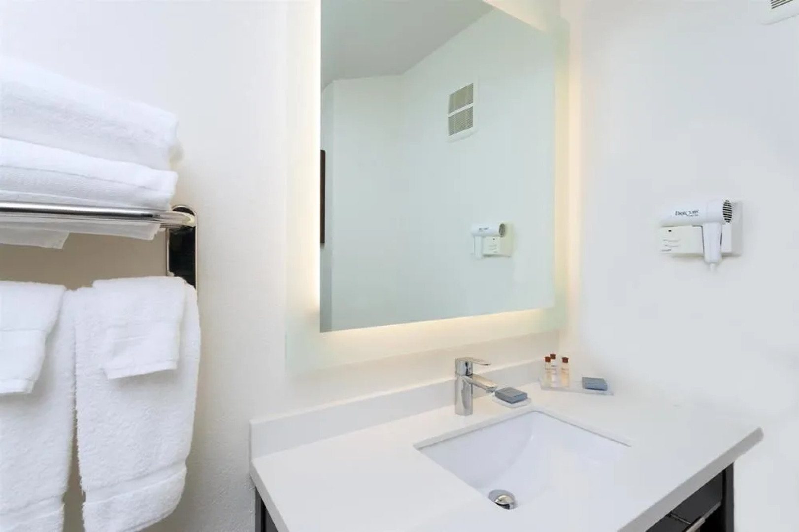 Hawthorn Suites By Wyndham Detroit Farmington Hills