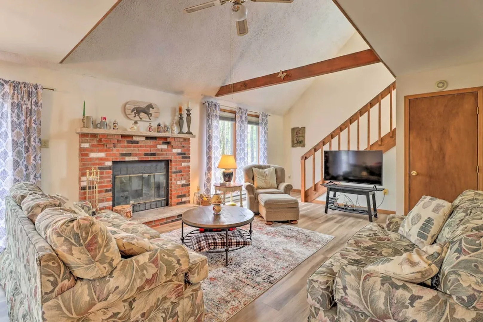 ~ 1 Mi to Lake: Secluded Poconos Home w/ Decks