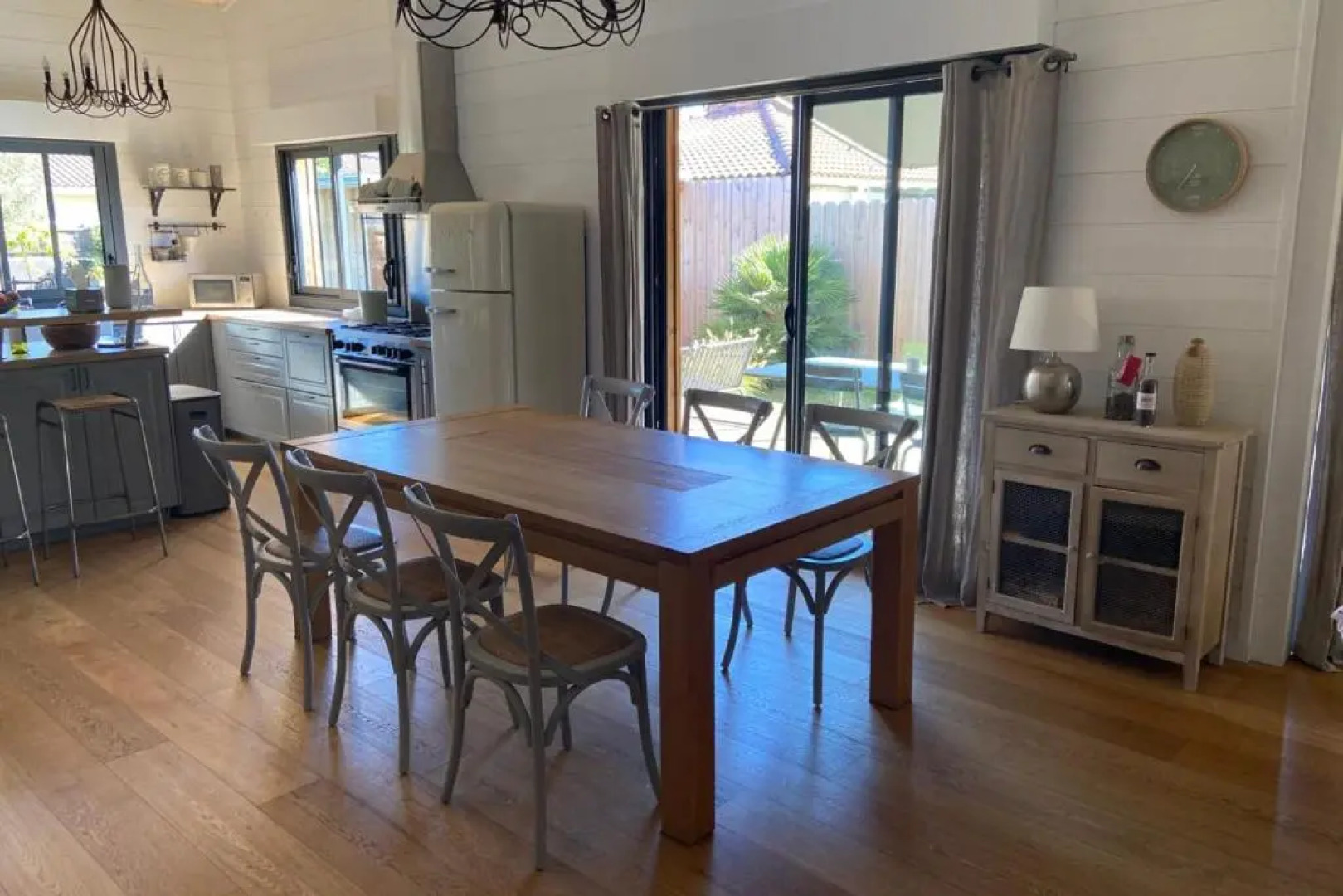 Sumptuous Cap Ferret Style House