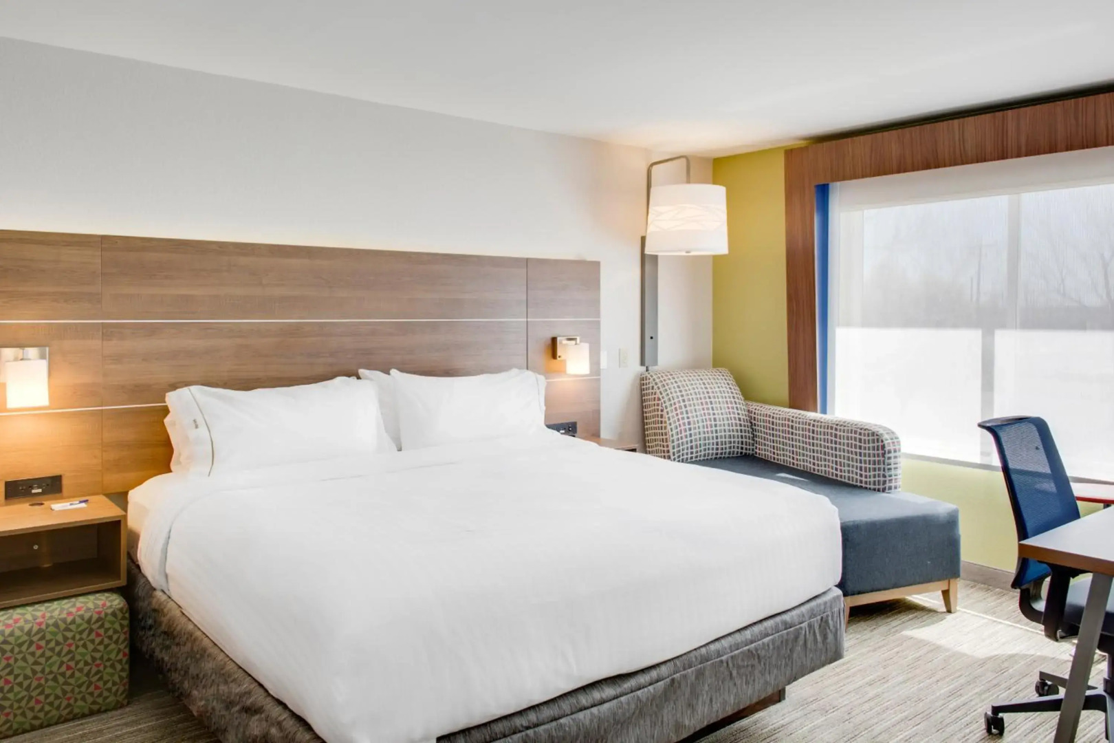 Holiday Inn Express & Suites Vinita by IHG