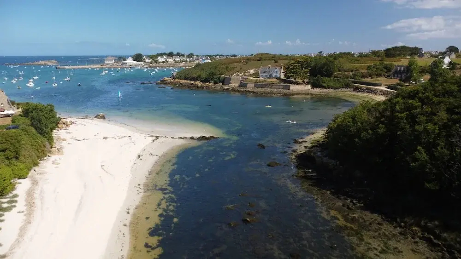 Pretty Stone House Near the Beach