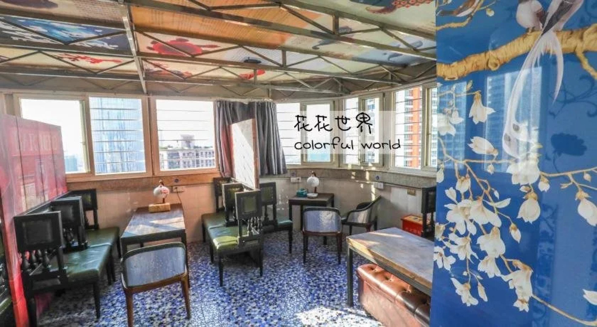 Only Cafe & Backpacker