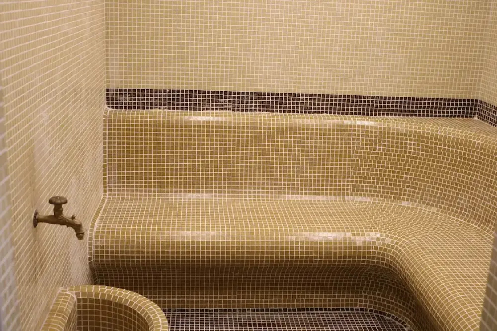 spa guest house valentina