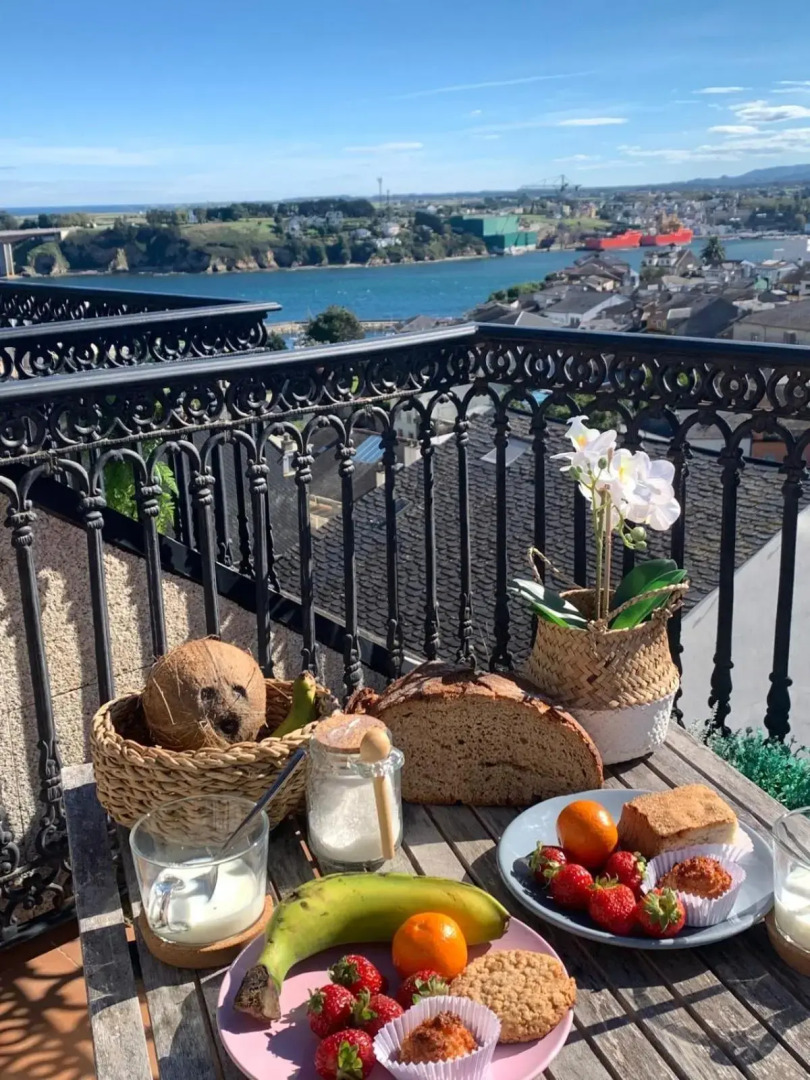Moderno Piso Con La Mejor Terraza De Ribadeo Y Vistas Maravillosas