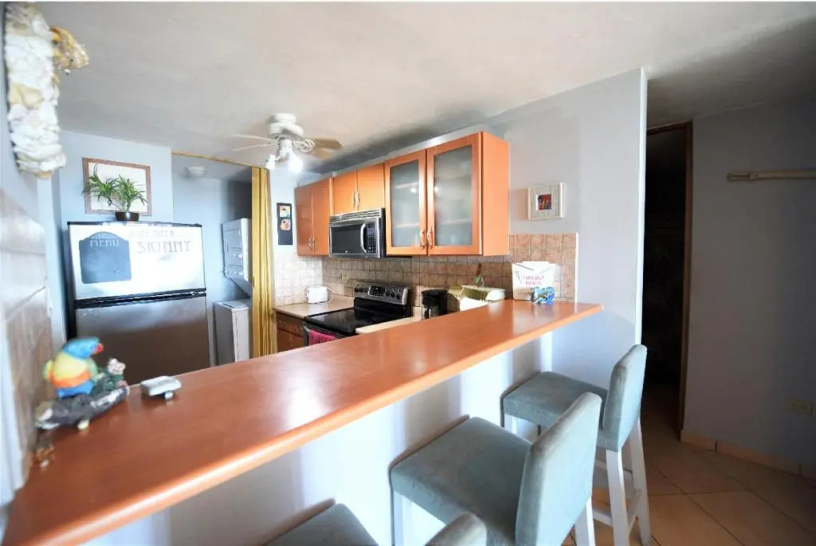 Coqui penthouse 2 across Rincon beach, pool, bbq, power and water bup