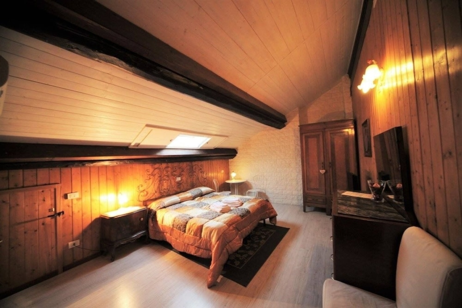 Big flat for groups.