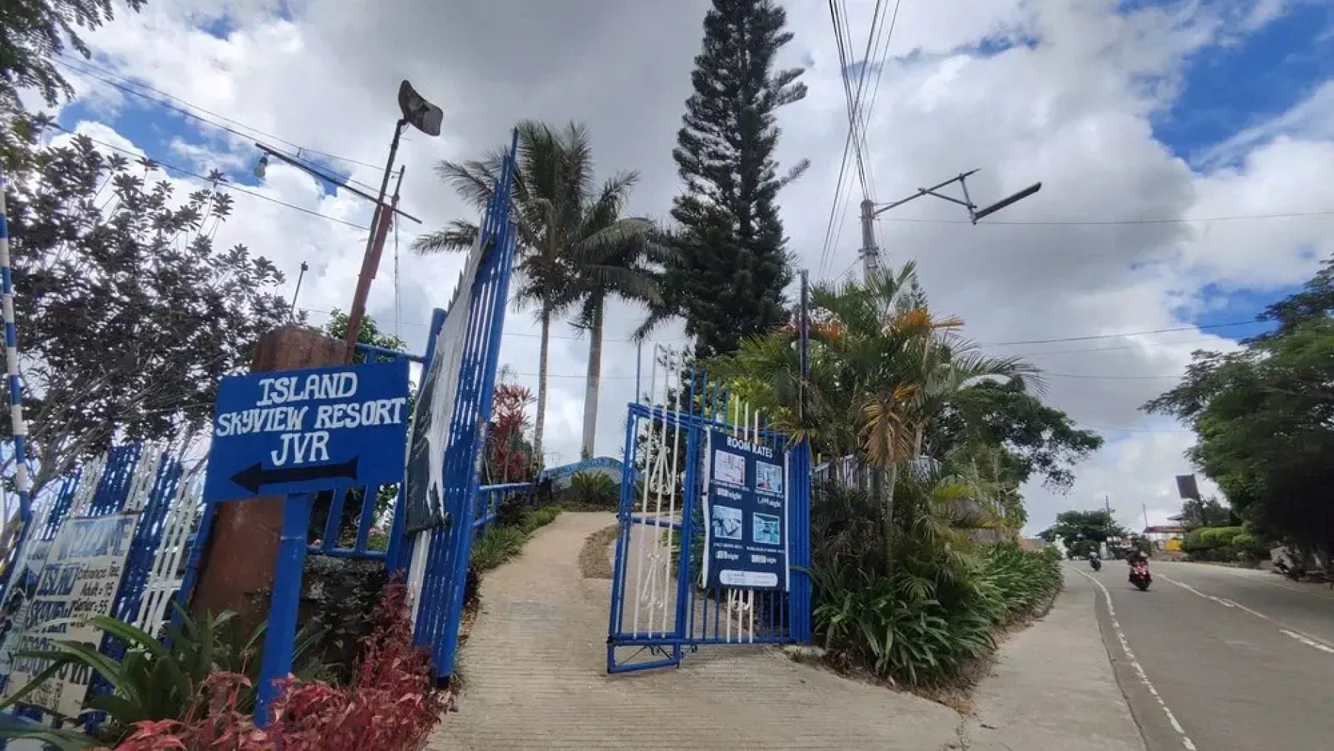 JVR Island in the Sky Resort