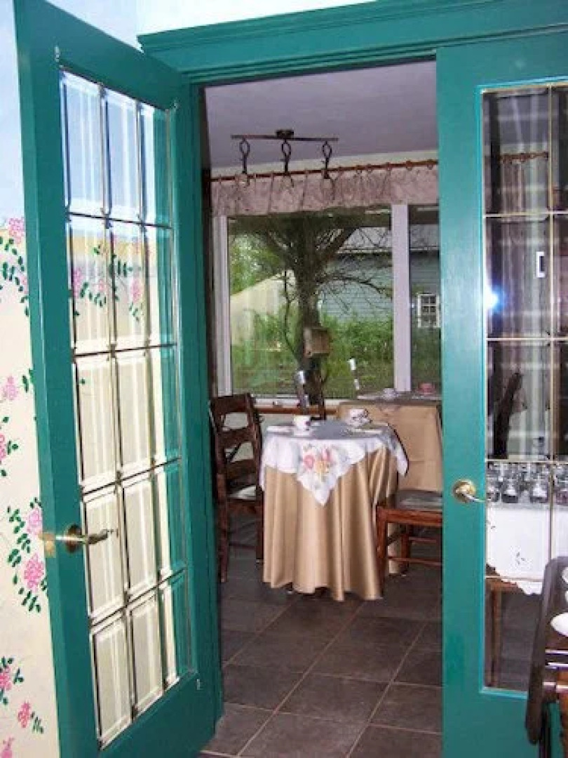 Beside the Trail Bed & Breakfast