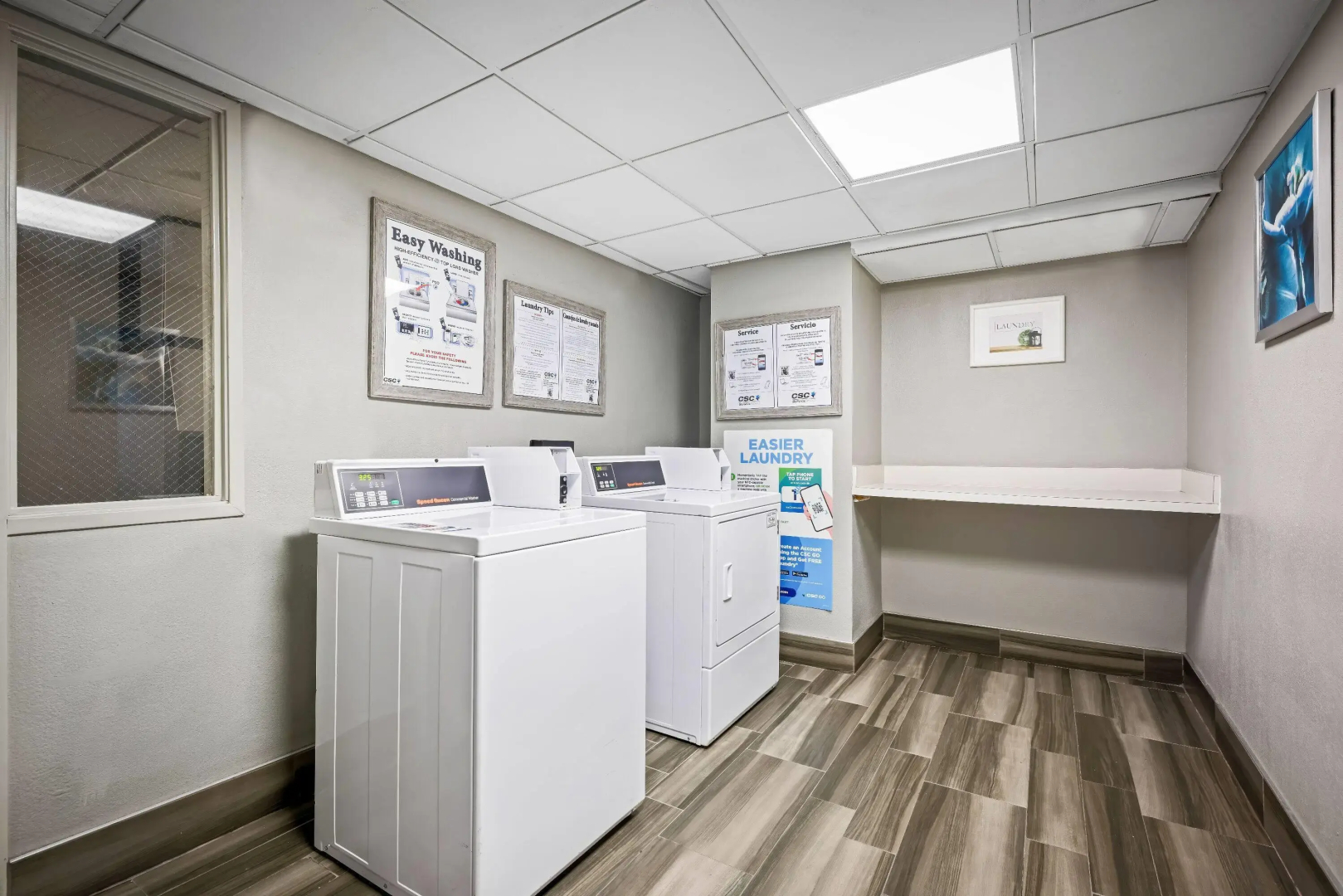 La Quinta Inn & Suites by Wyndham Miami Airport West