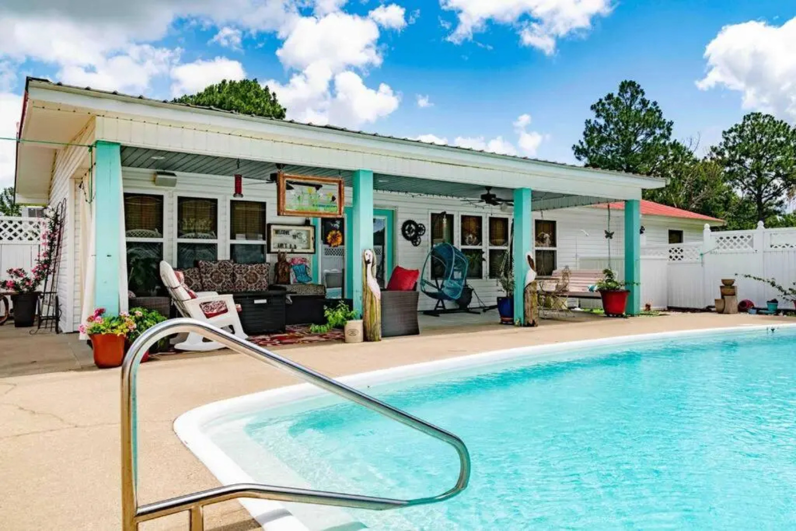 Amy’s Poolside Retreat