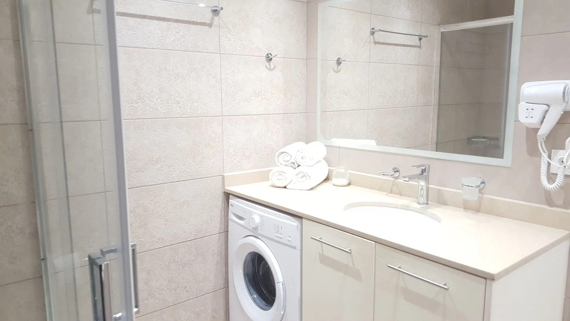 Bella Mare Luxury Apartments