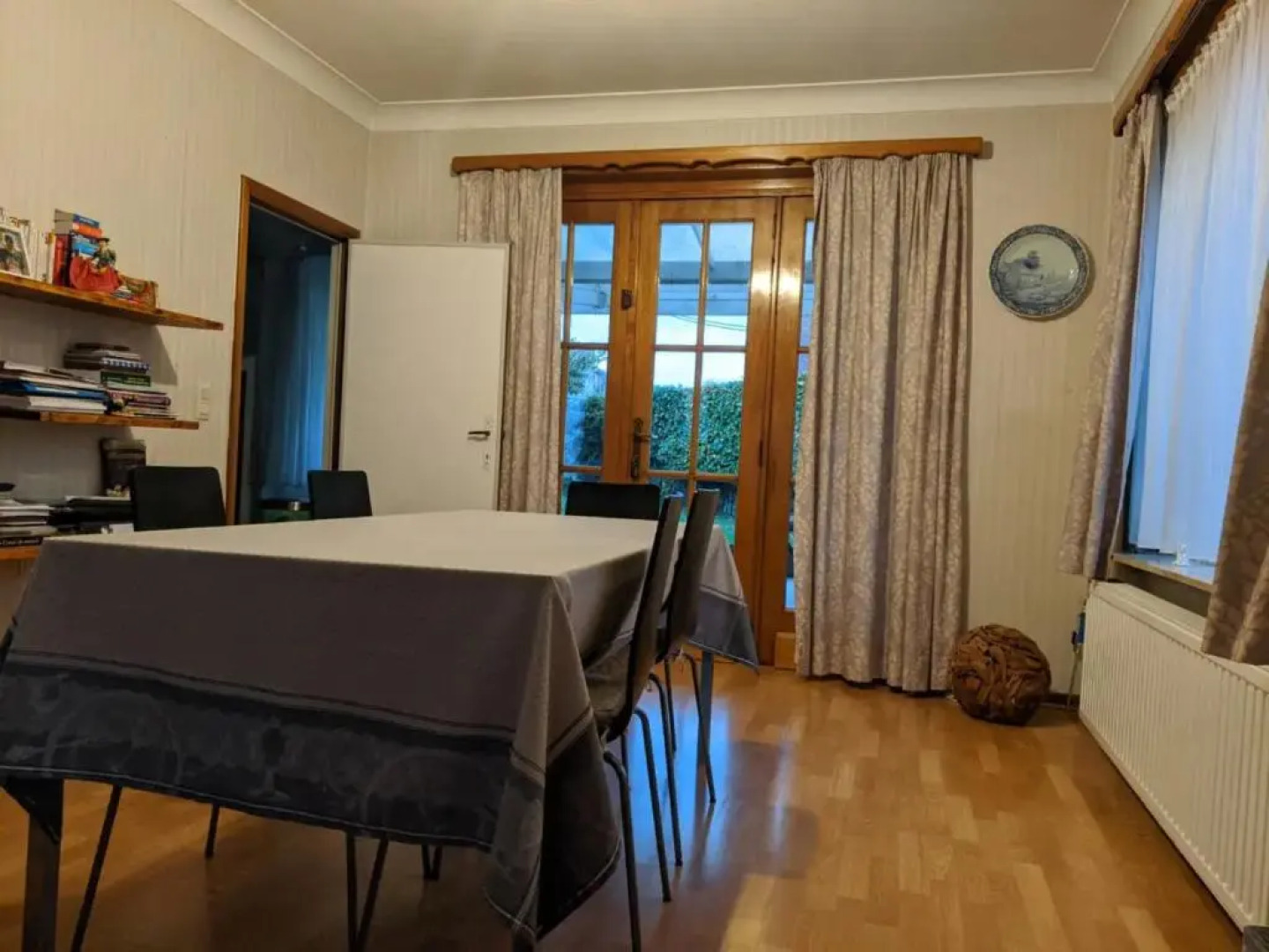 Rustic room 15 mins from Brussels