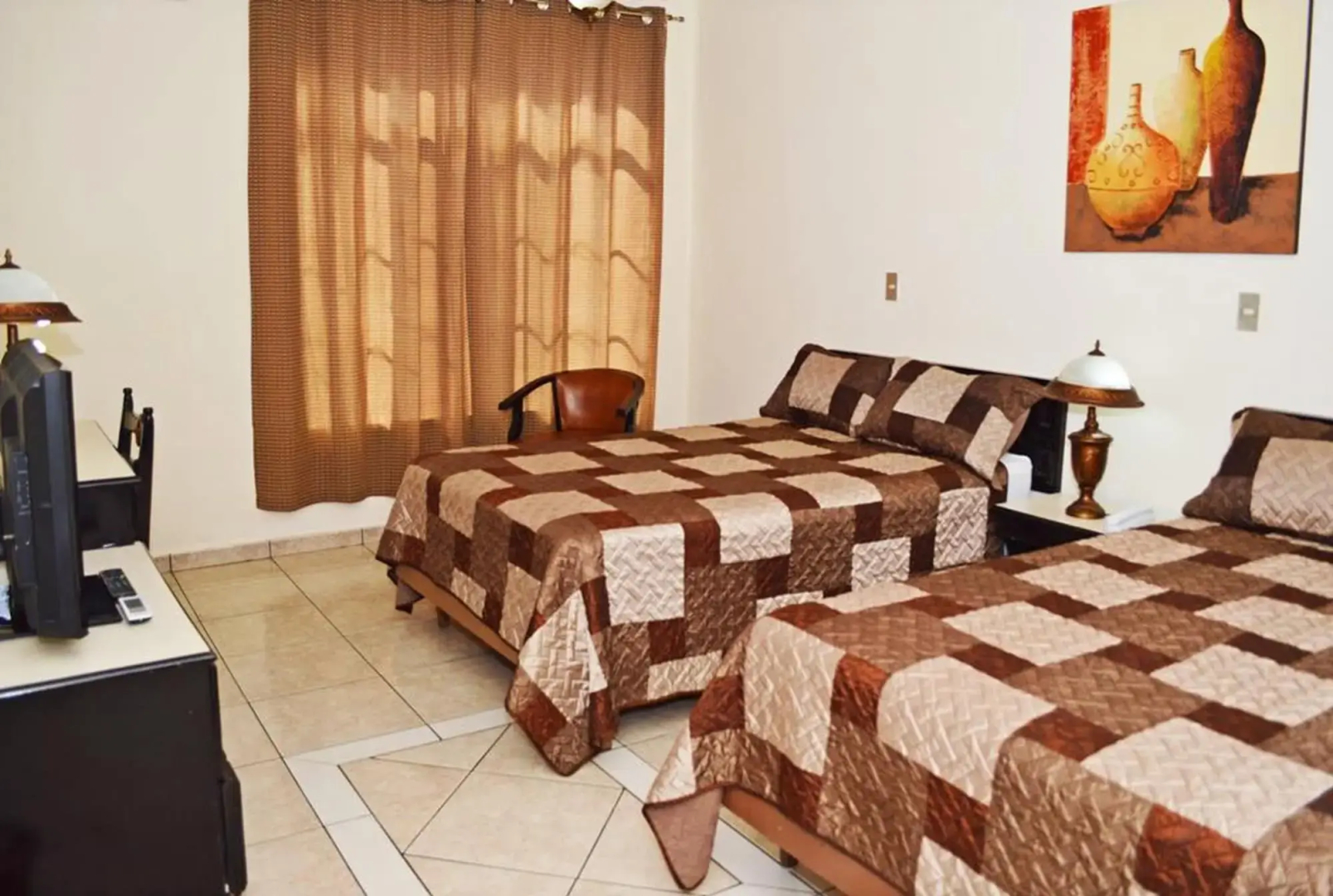 Hotel Tropico Inn