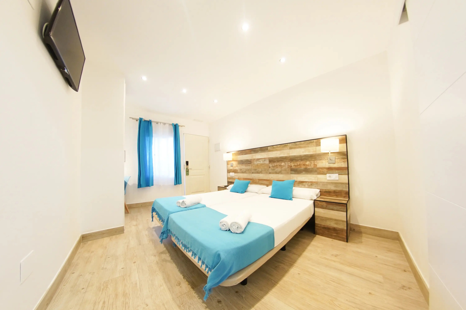 Hotel Zen Airport with Free shuttle