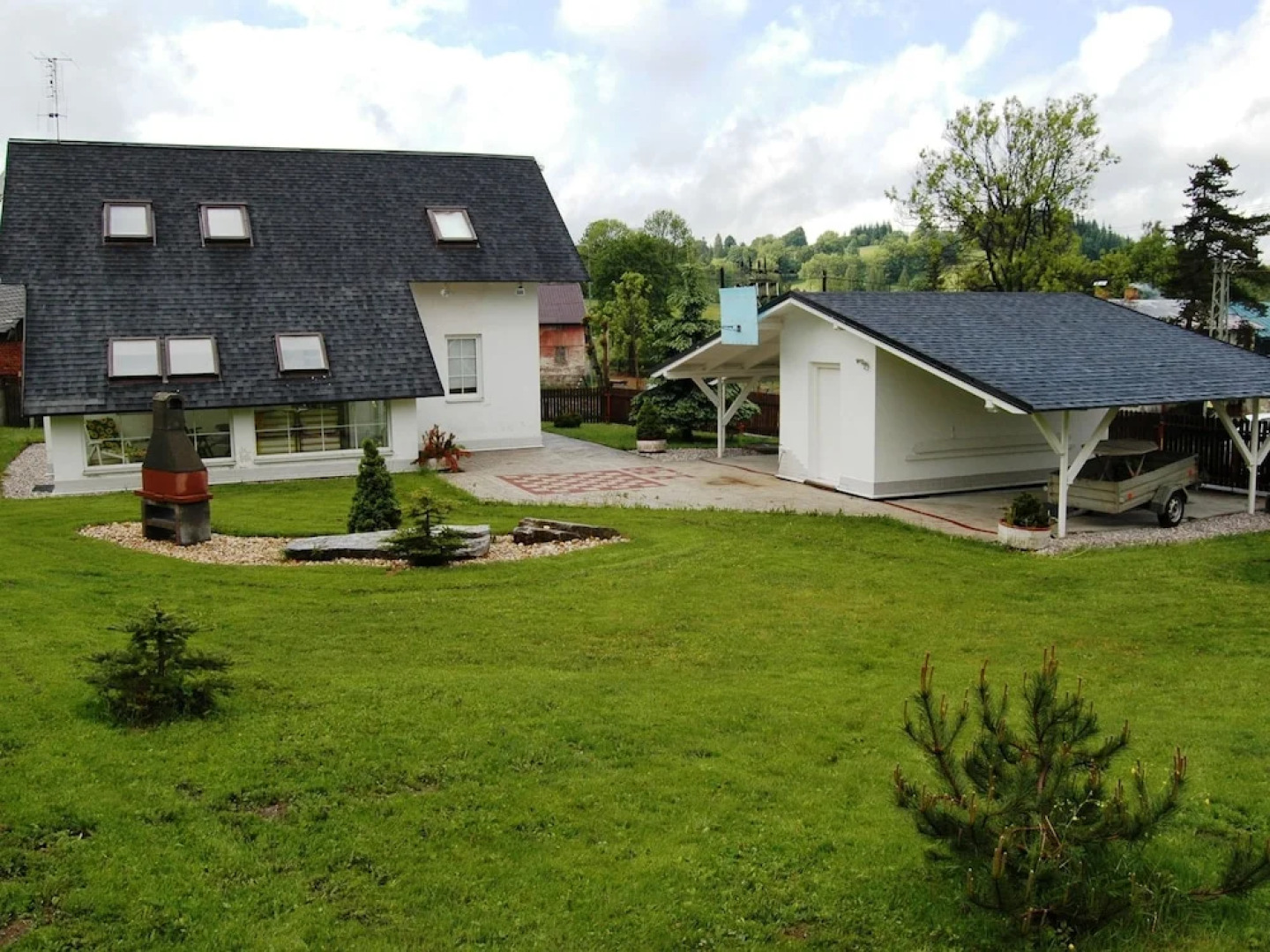 Serene Holiday Home With Private Garden, Whirlpool, Terrace