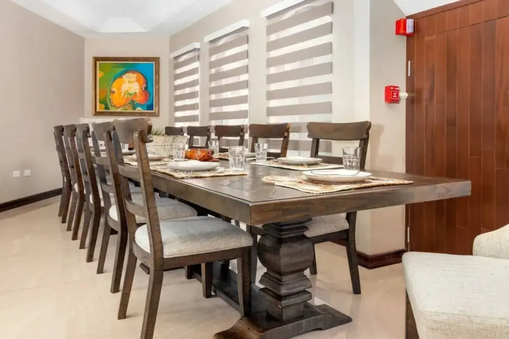 Luxury Oceanfront Villa in Tower Isle