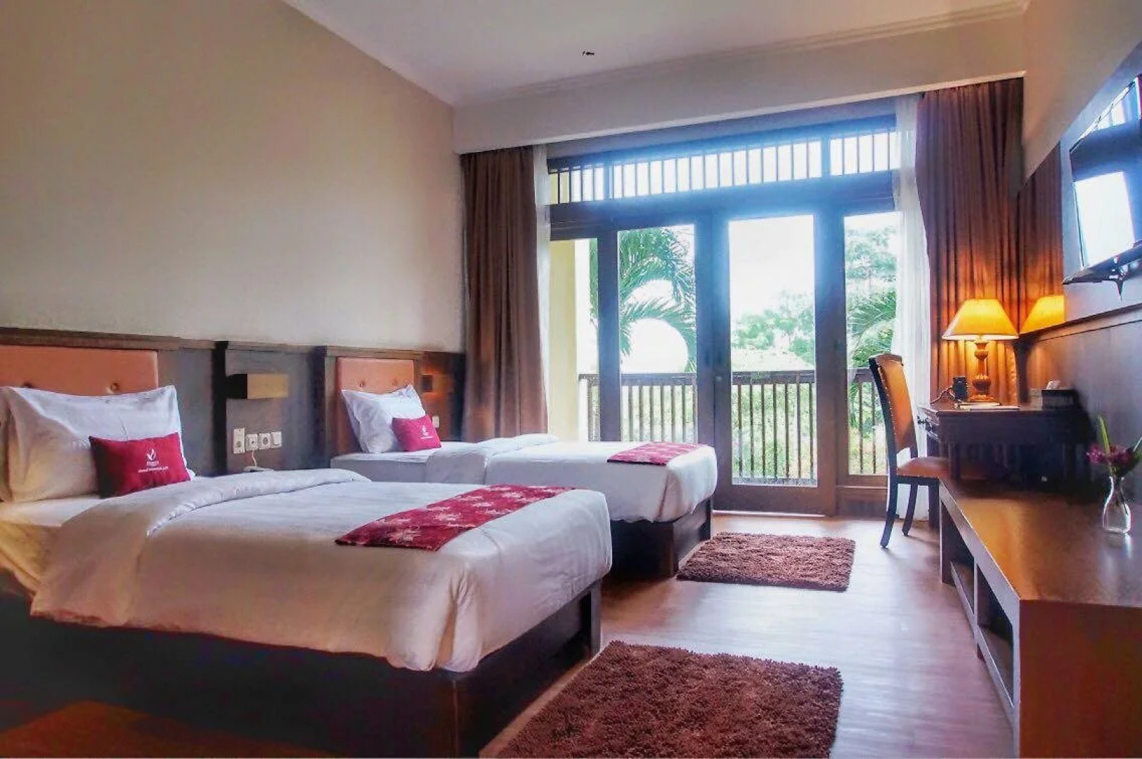 d'Emmerick Salib Putih Hotel Salatiga