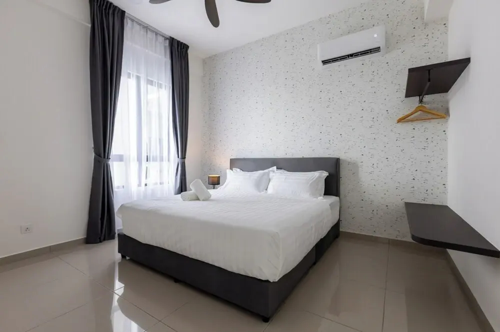 Sunshine Residence Suites