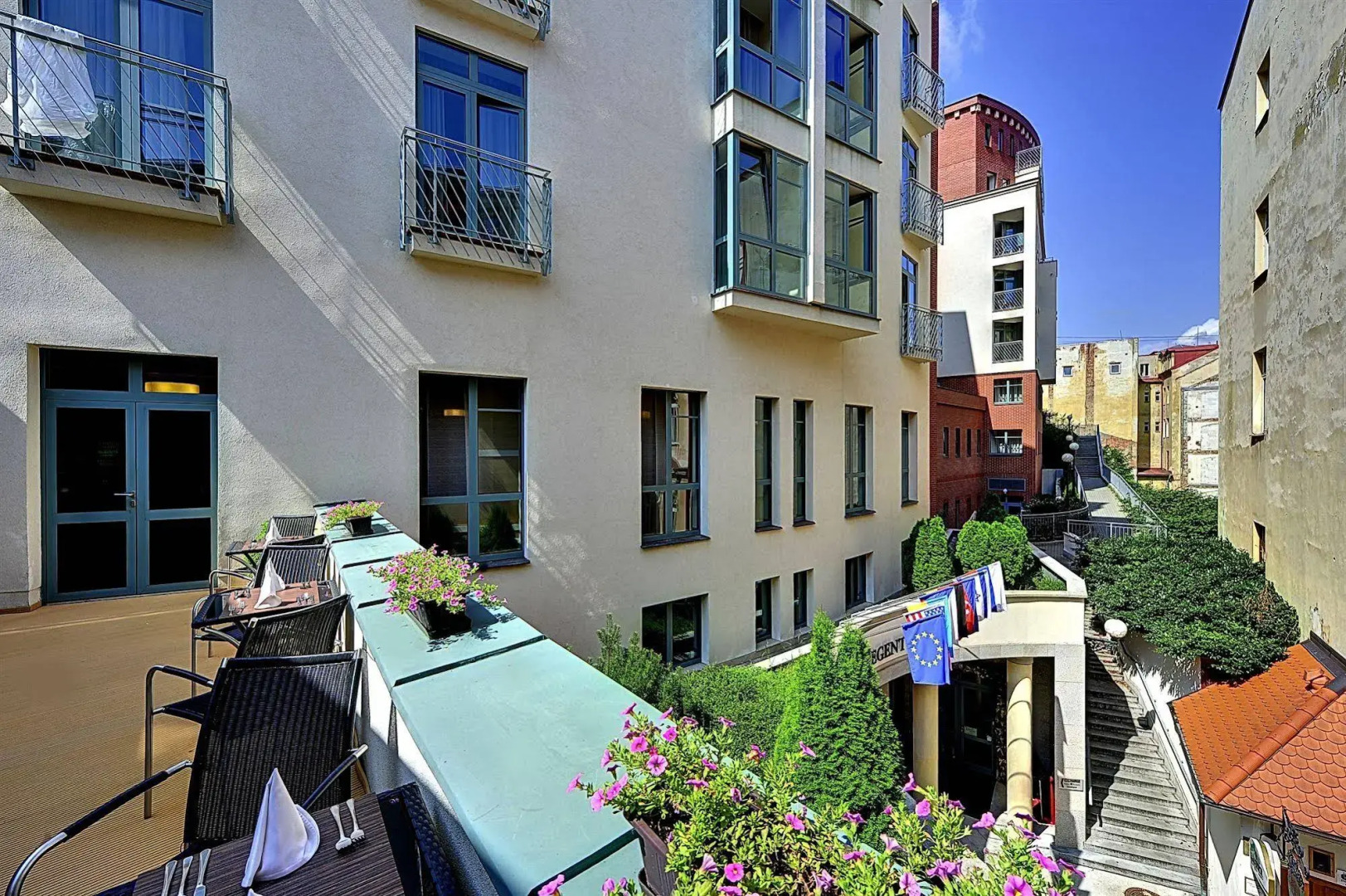 St. Joseph ROYAL REGENT