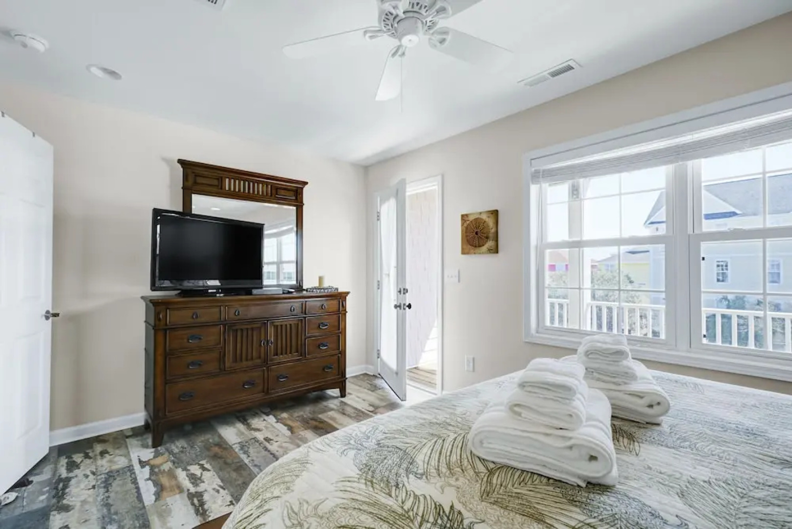 Swordfish #1 - 4 Br Duplex