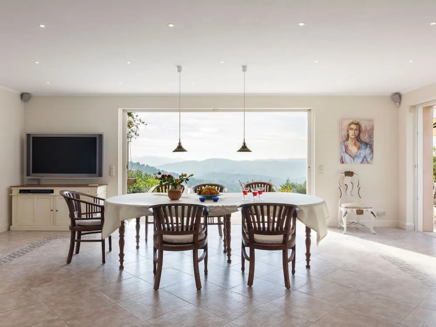 South French Air-conditioned Villa With Heated Pool and Panoramic Views