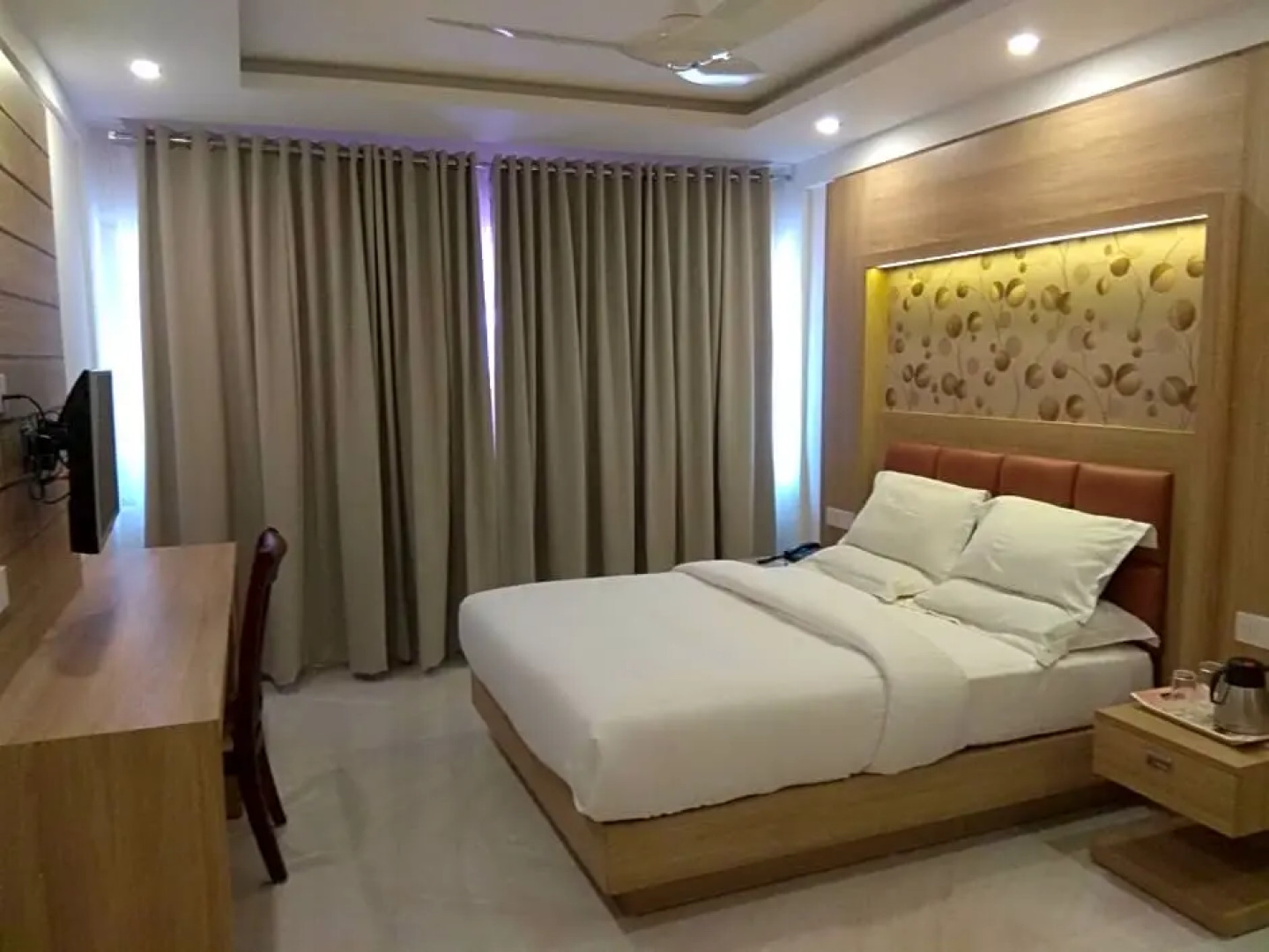 Alleppey Prince Hotel