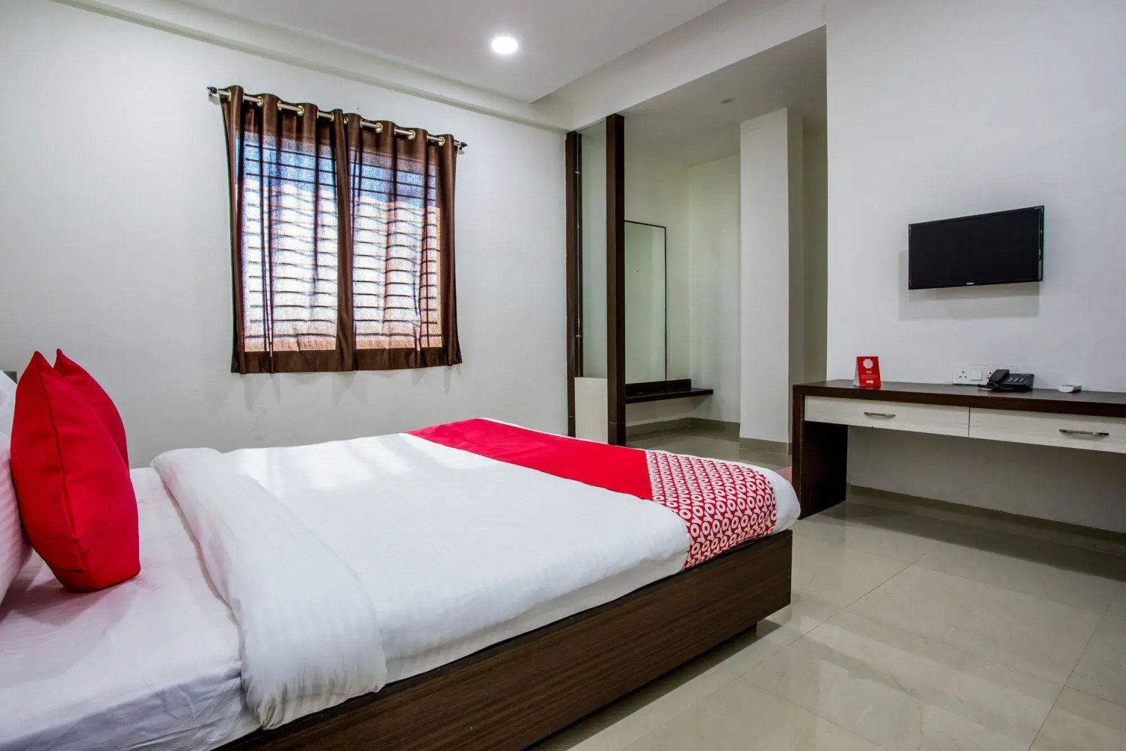 OYO 10600 Hotel 7th Cloud