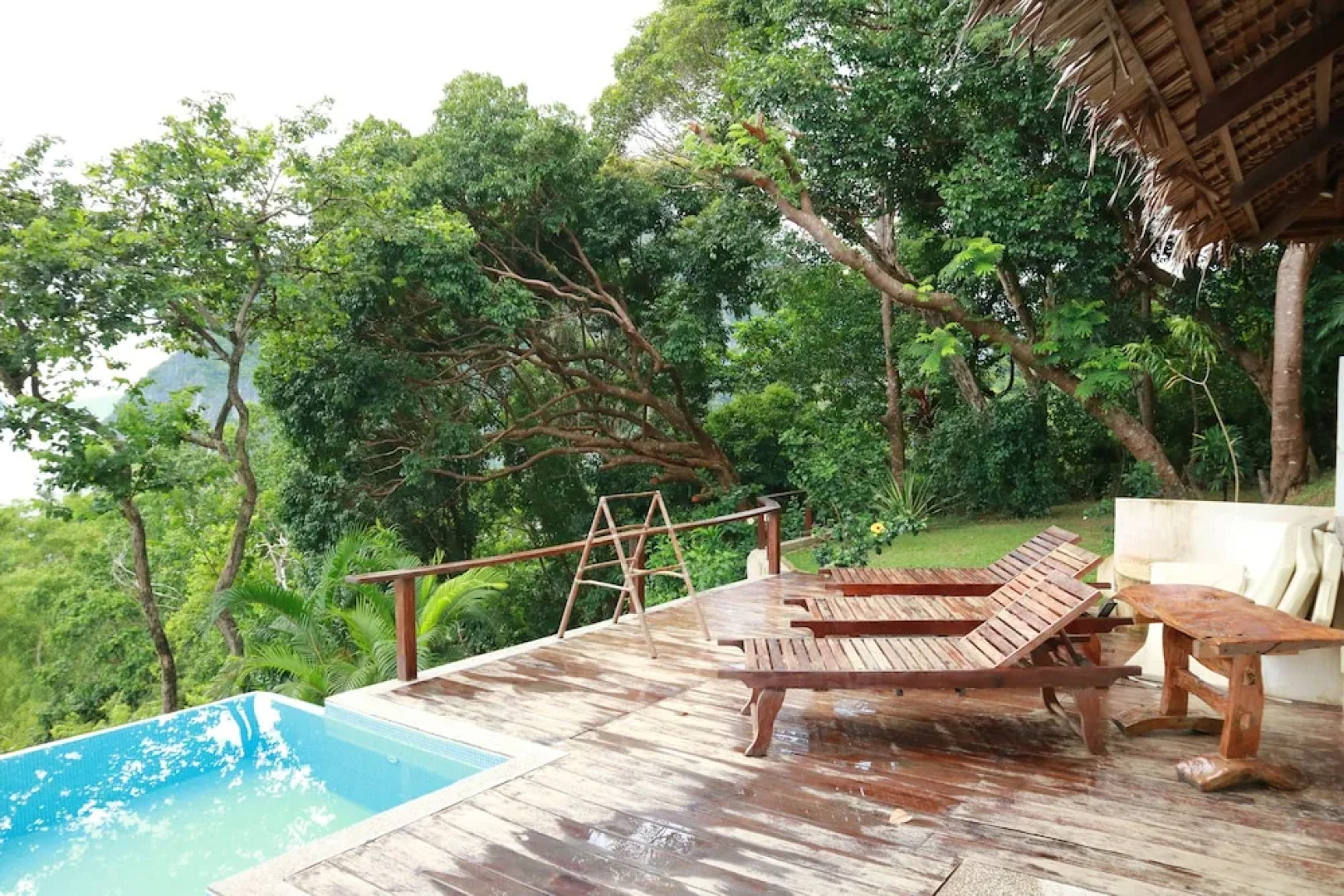 El Nido Overlooking Resort