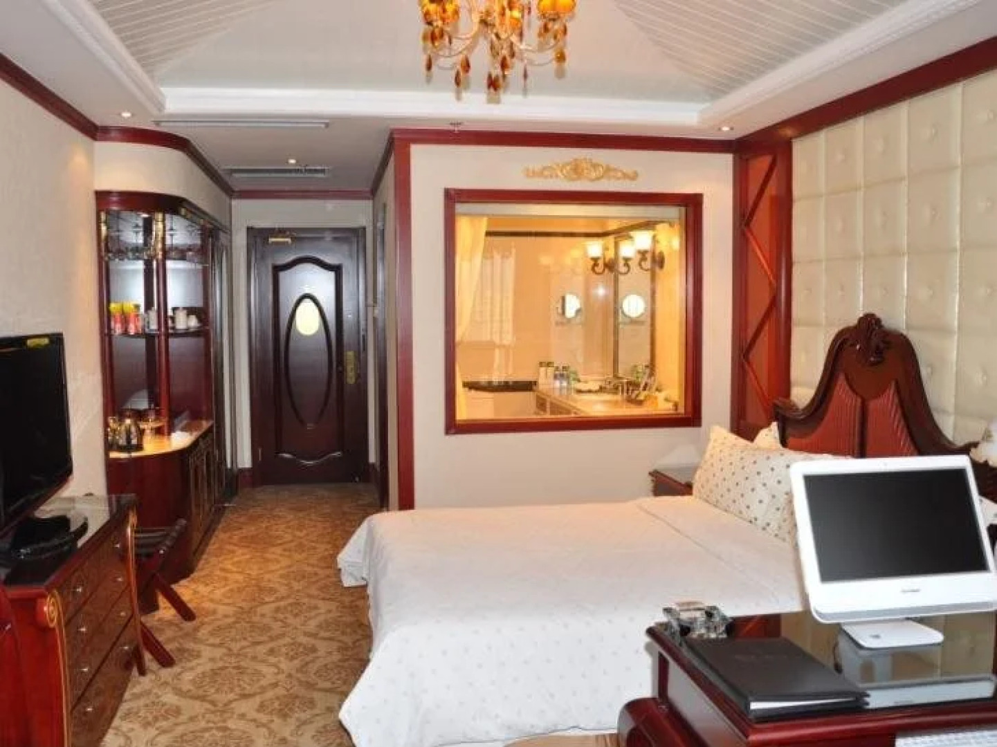 Jinjiang Grand Hotel