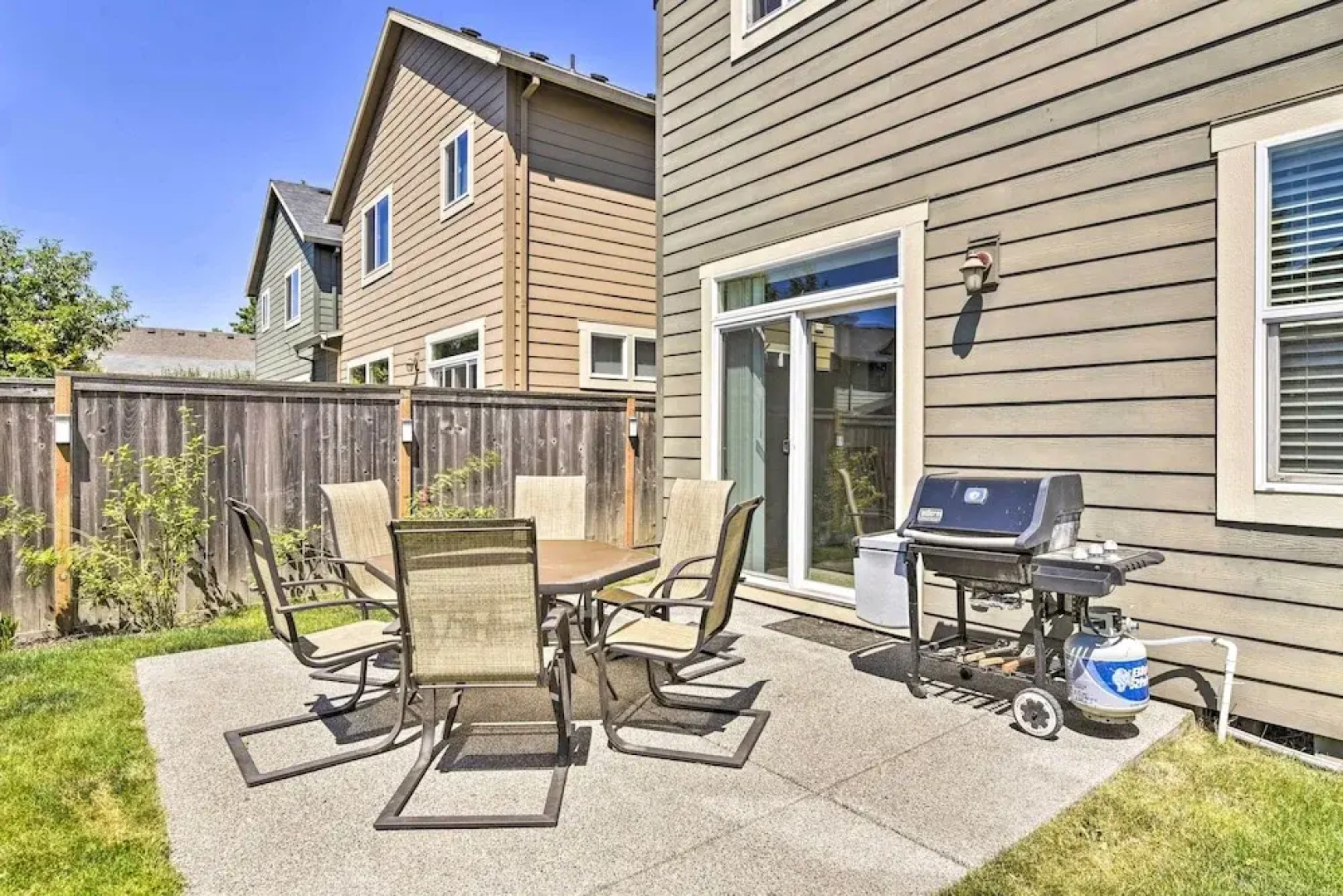 Portland Home w/ Private Hot Tub: 9 Mi to Downtown