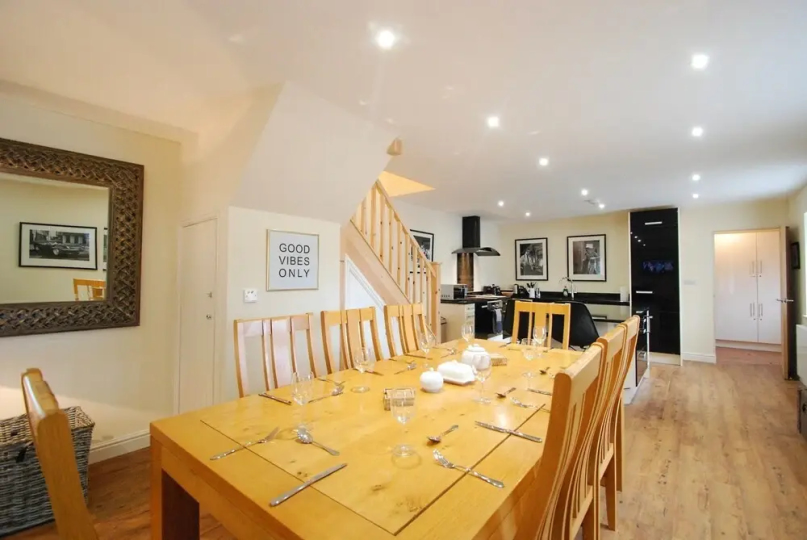 Pipeline Cottage 487857