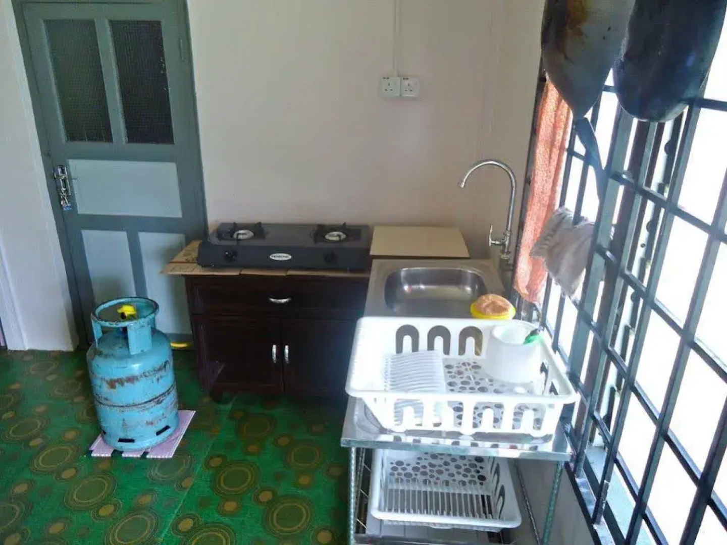 Multaqa Suite & Residence