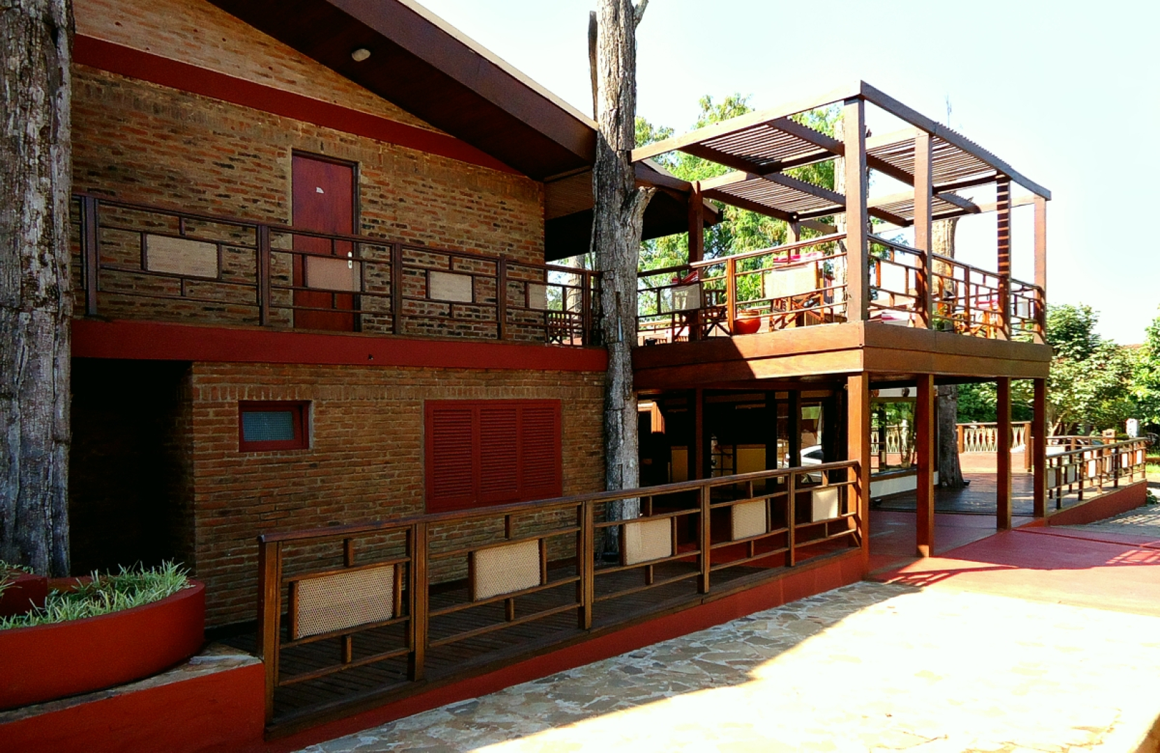 Passaros Suite Hotel