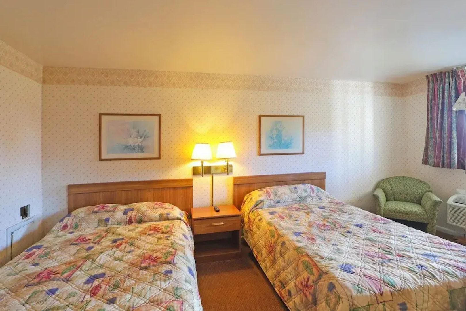 Hotel O Relax Inn Lewisburg near I-64