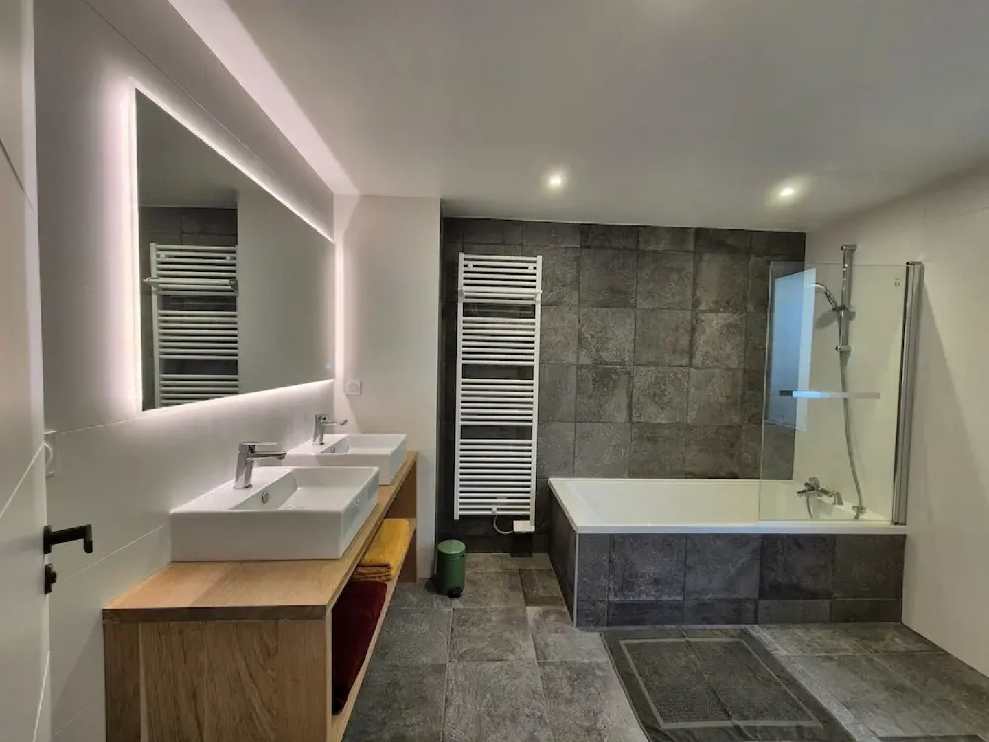 Nice Holiday Flat, 100 m From the Beach, Erquy