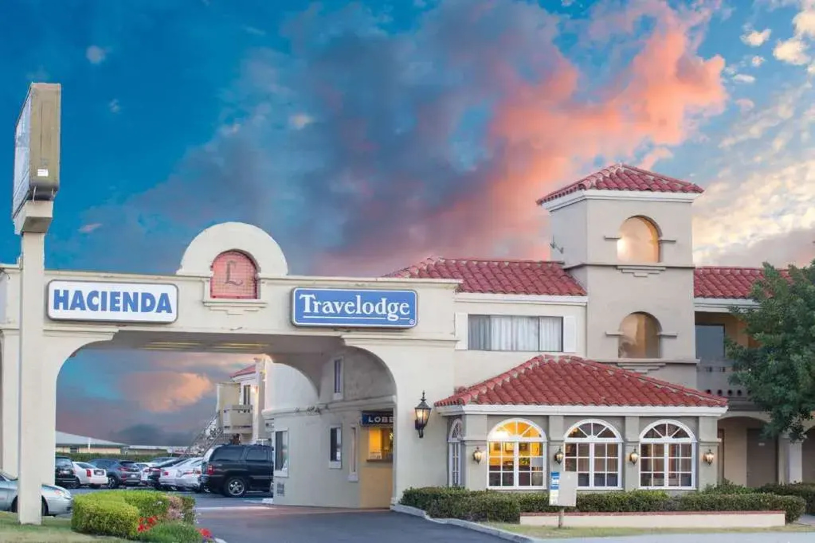 Travelodge Costa Mesa - Newport Beach Hacienda