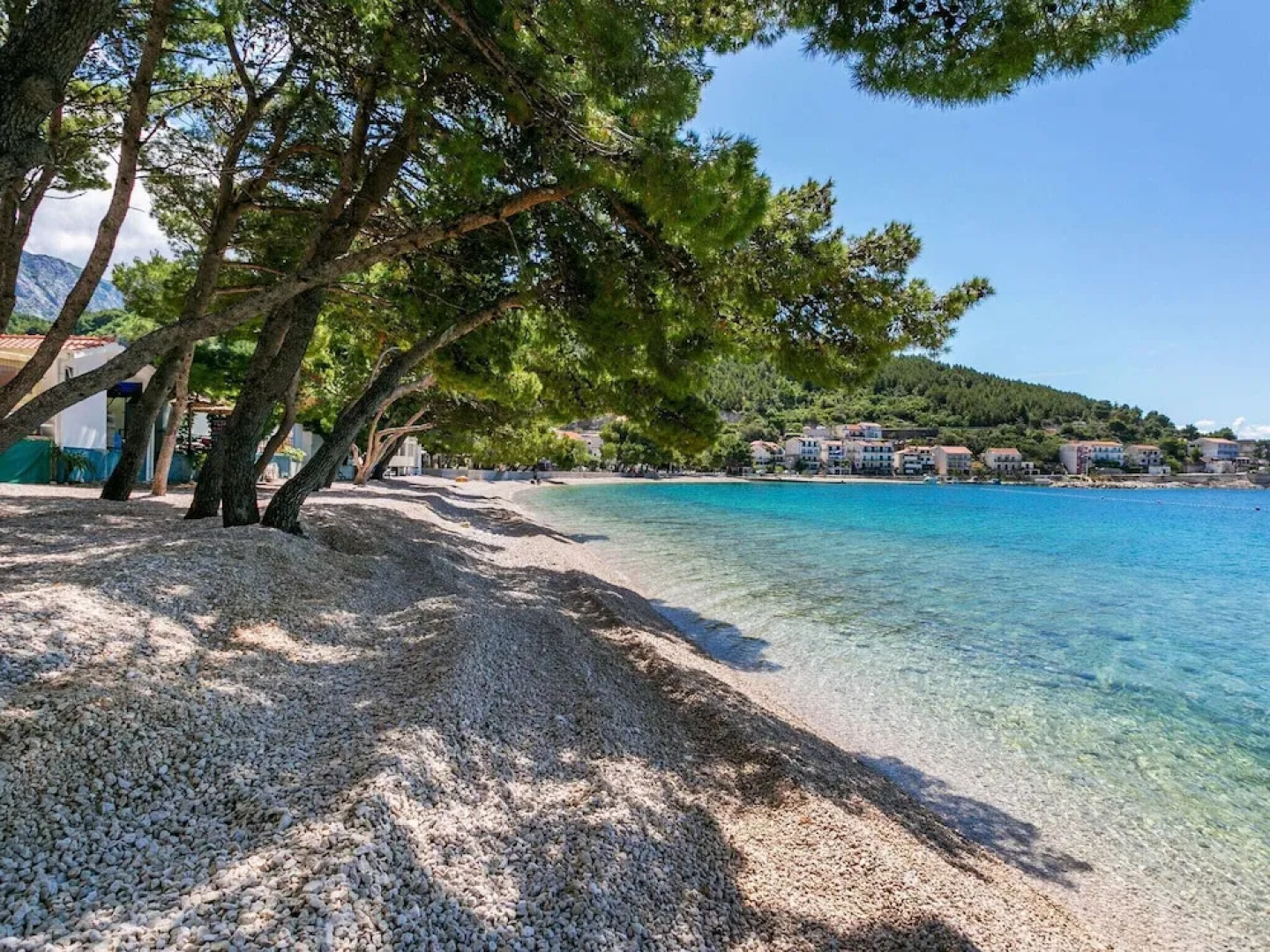 Contemporary Apartment in Drvenik With Balcony