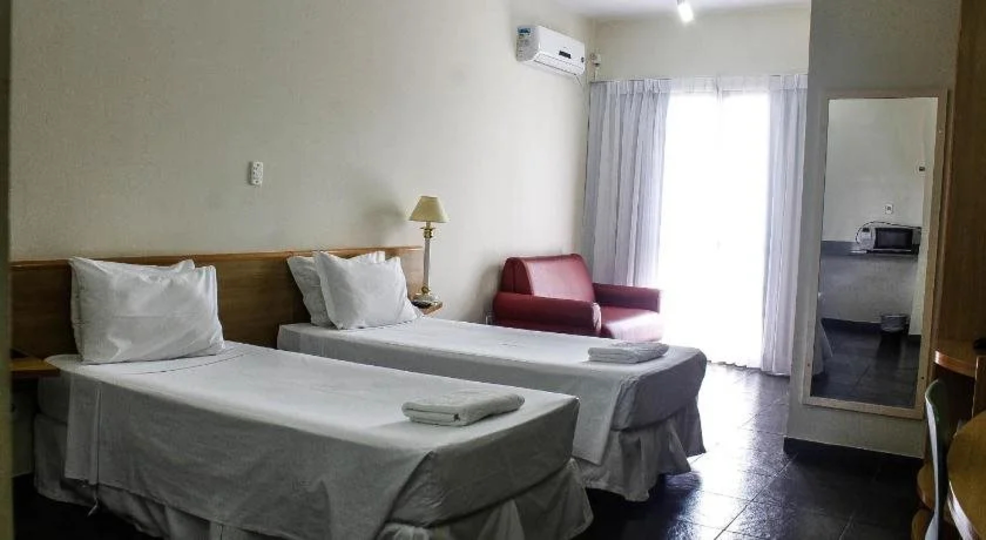 The Hill Hotéis Apart Suites