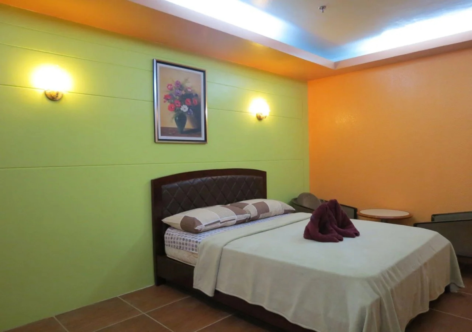 The Blue Sapphire Hotel