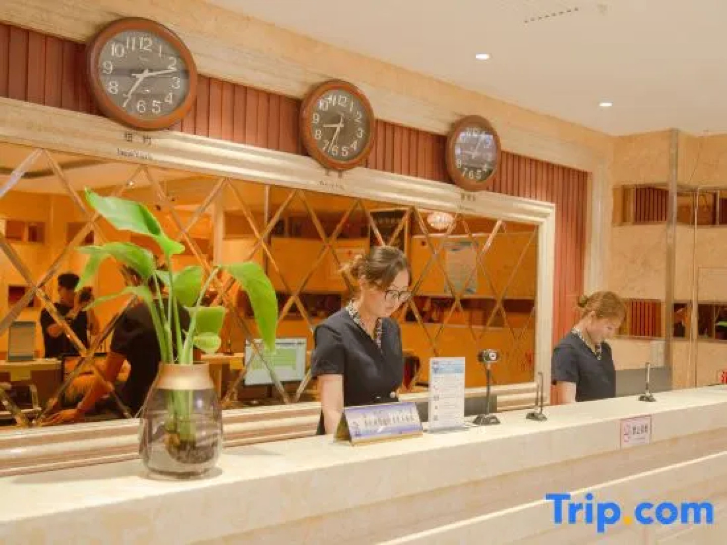 Bahrain Youqi Victory Business Hotel