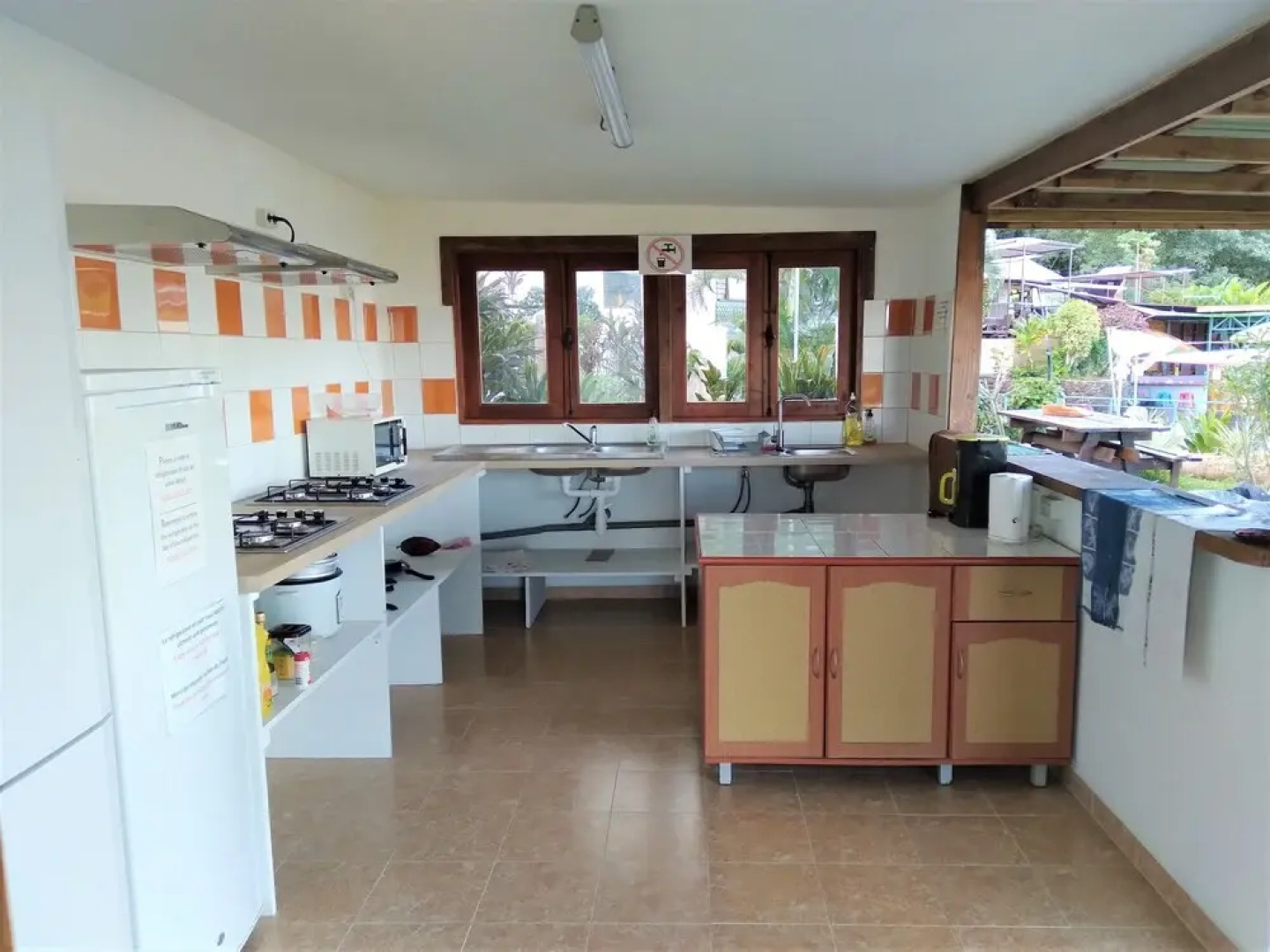 Fare Arana Moorea Guesthouse